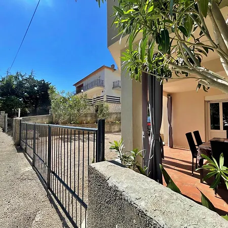 Apartment Butkovic *