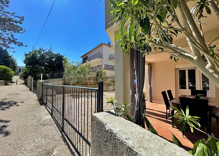 Apartamento Butkovic *